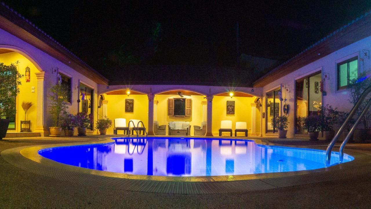 Coconut Paradise Villas Rawai Bagian luar foto