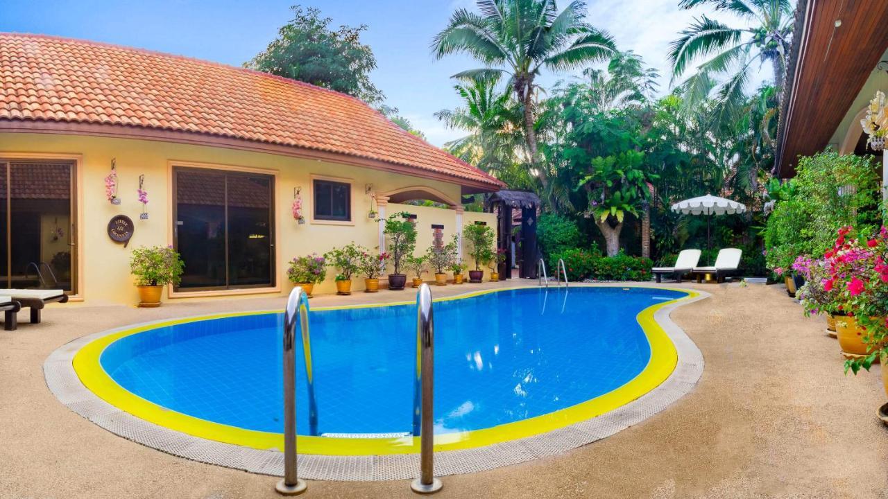 Coconut Paradise Villas Rawai Bagian luar foto